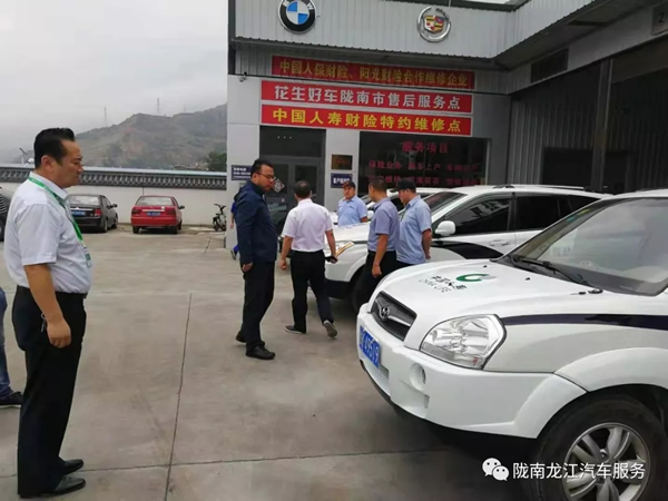 金錘鈑金，銀槍噴漆！龍江汽修值得信賴！