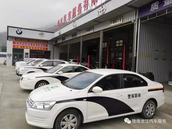 金錘鈑金，銀槍噴漆！龍江汽修值得信賴！